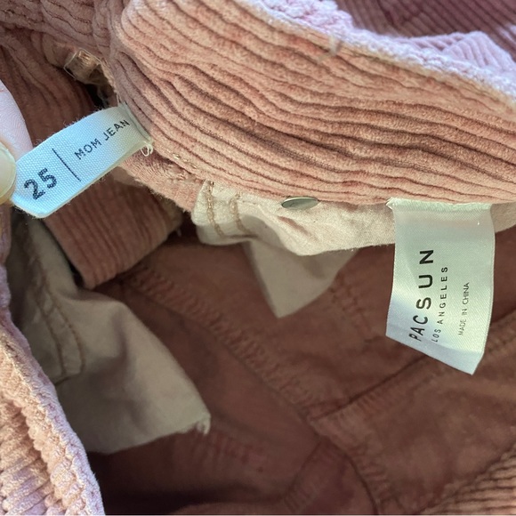 Pacsun Hibiscus Corduroy high rise Mom Jeans - Picture 4 of 7